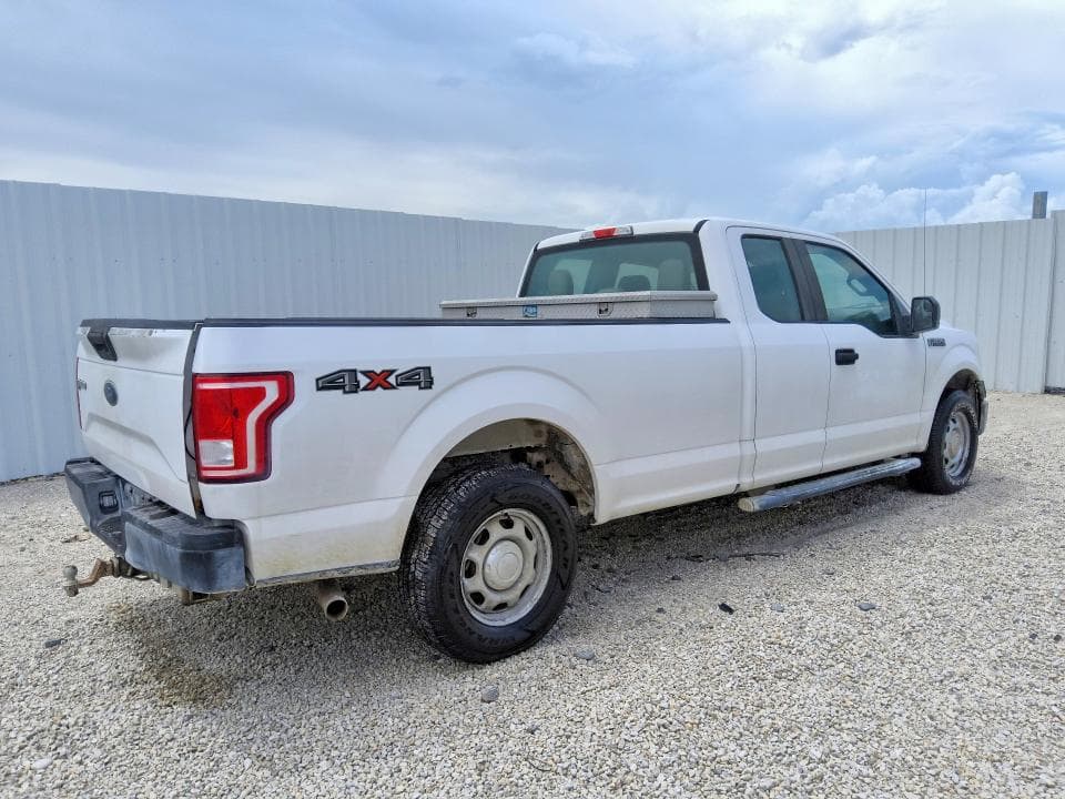 2017 FORD F150 SUPER CAB 3