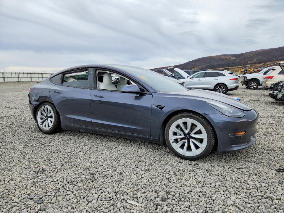 2021 TESLA MODEL 3 4