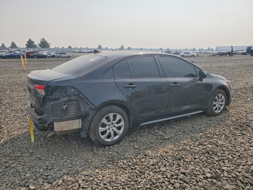 2021 TOYOTA COROLLA LE 3