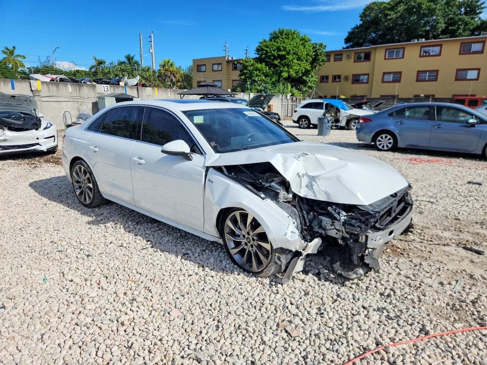 2020 AUDI A4 PREMIUM PLUS 4