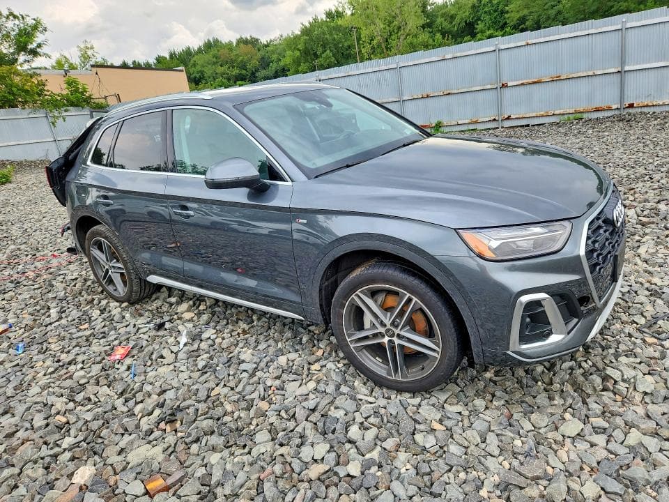 2024 AUDI Q5 E PREMIUM PLUS 55 4