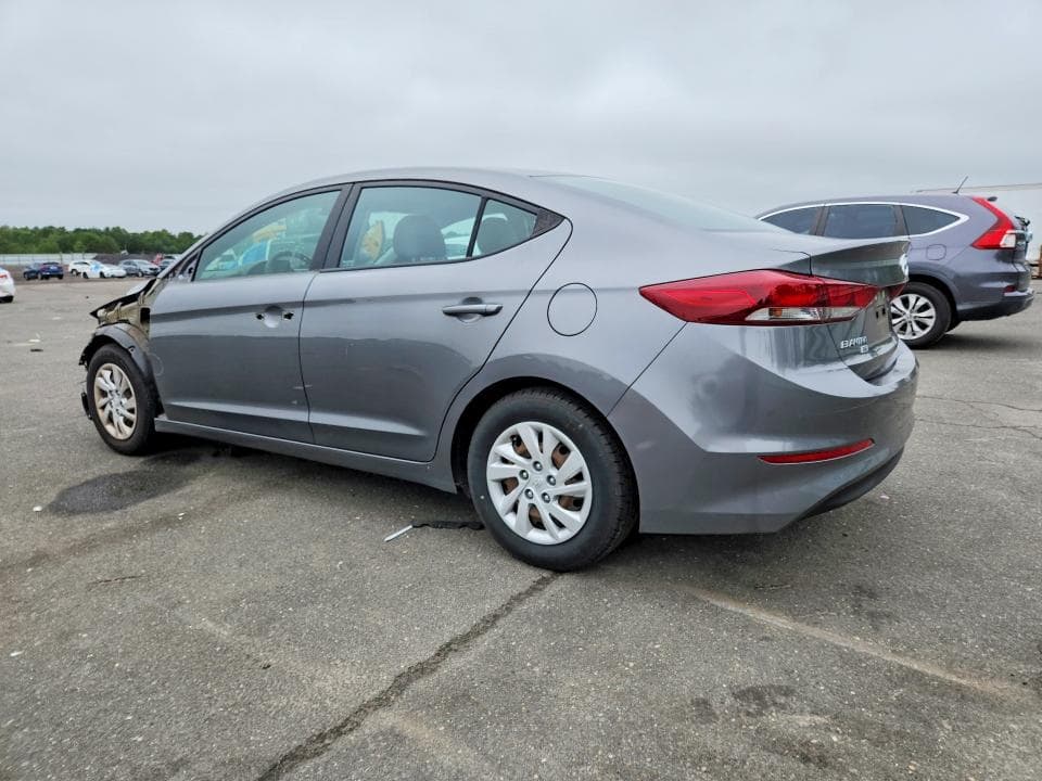 2018 HYUNDAI ELANTRA SE 2