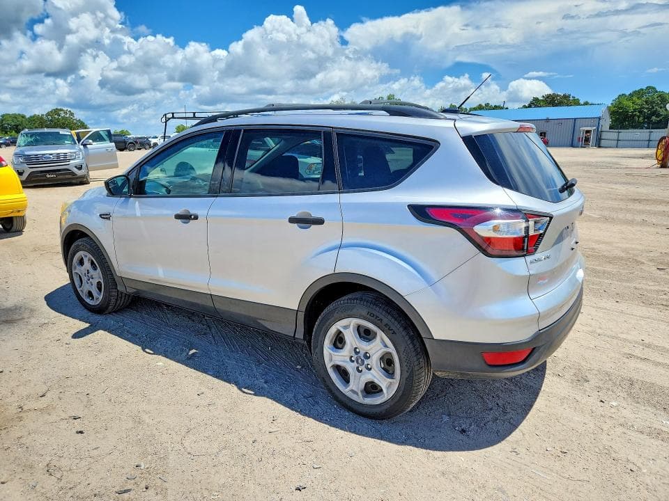 2017 FORD ESCAPE S 2