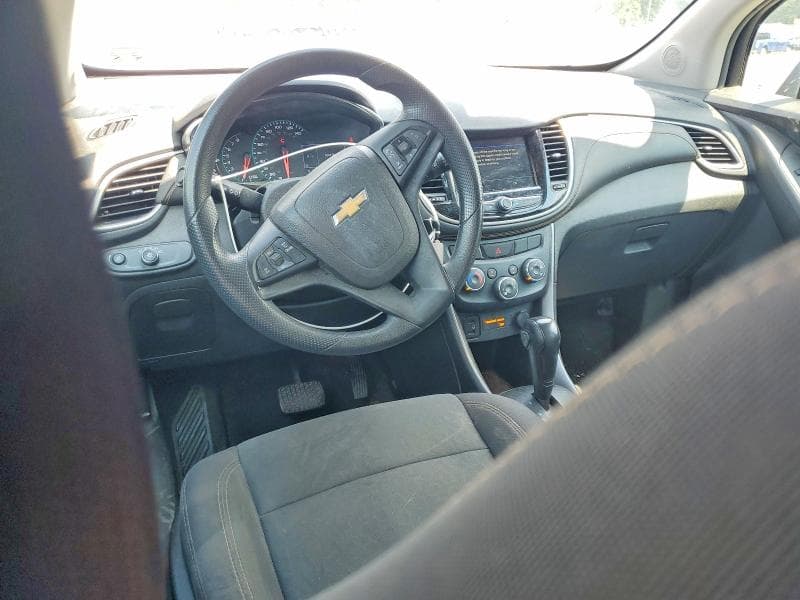 2019 CHEVROLET TRAX LS 8