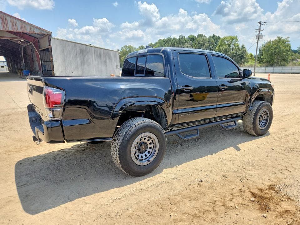 2017 TOYOTA TACOMA SR 3