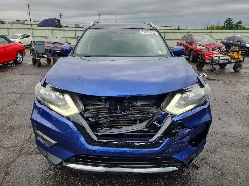 2018 NISSAN ROGUE SV 5