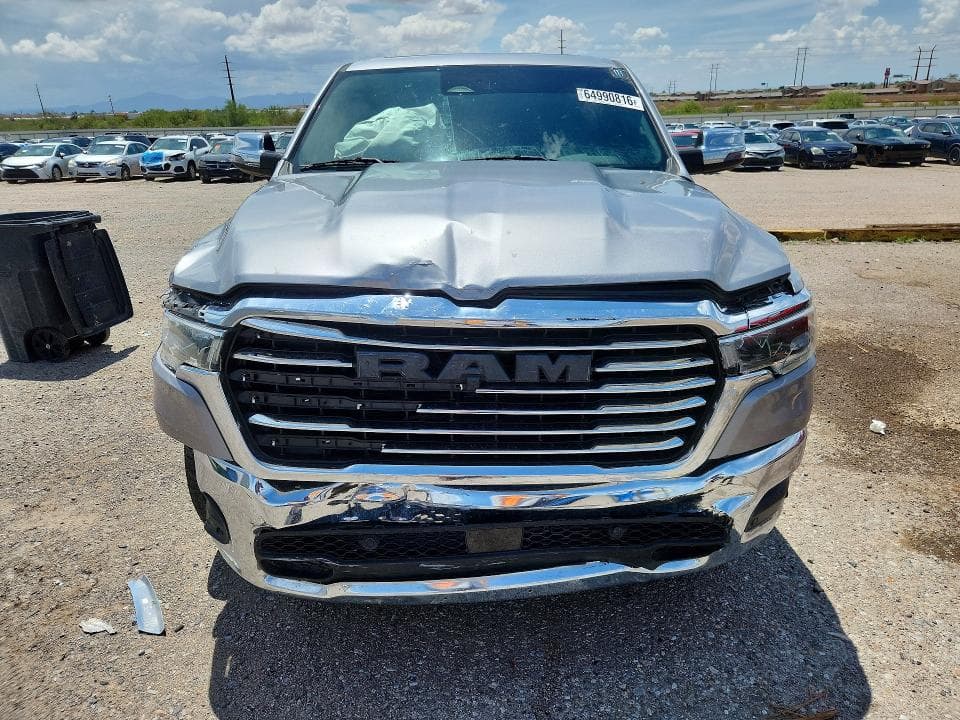 2025 RAM 1500 LARAMIE 5