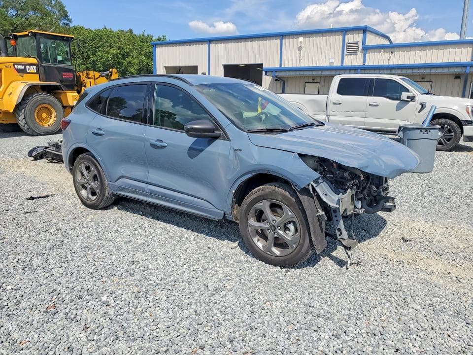 2024 FORD ESCAPE ST LINE 4