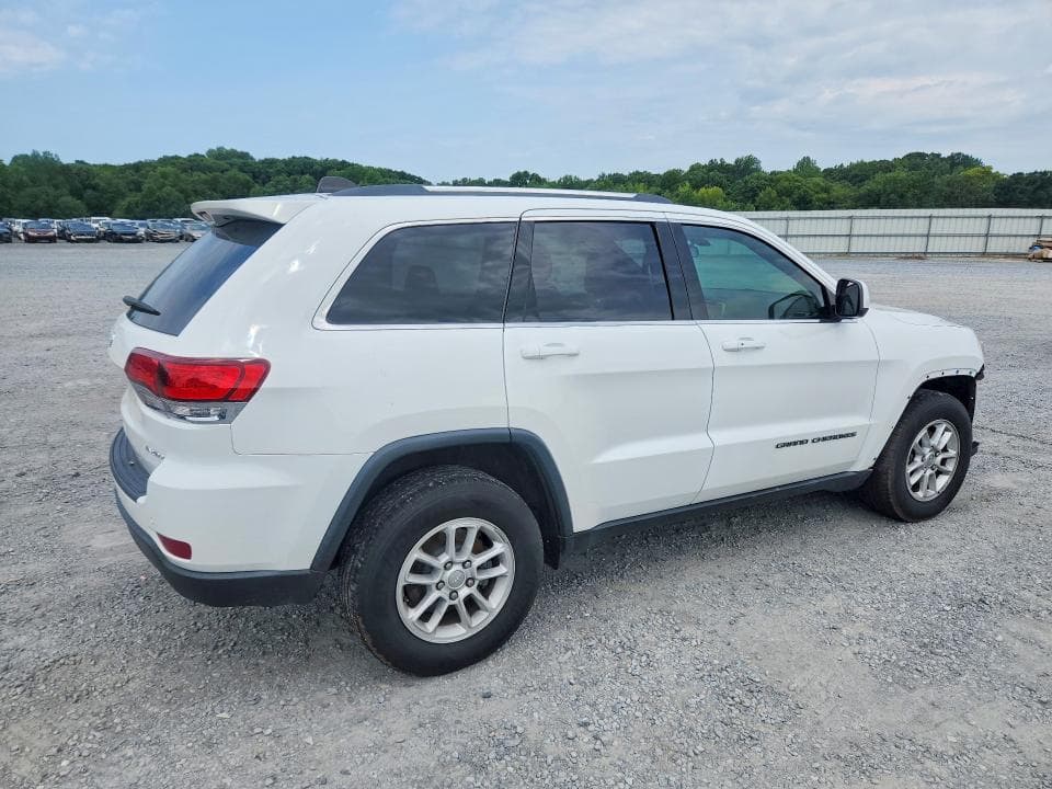 2020 JEEP GRAND CHEROKEE LAREDO 3
