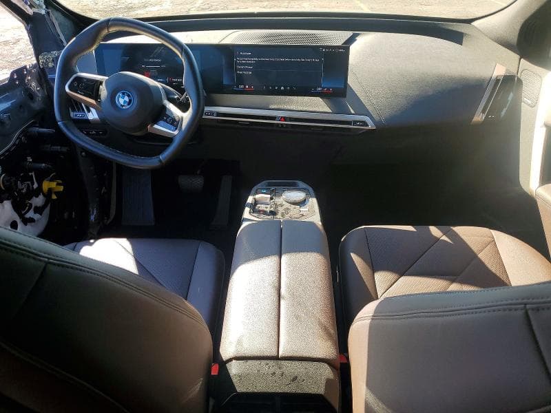 2025 BMW IX XDRIVE50 8