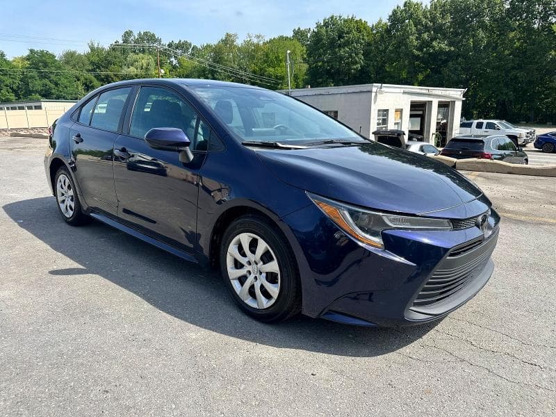2025 TOYOTA COROLLA LE 4
