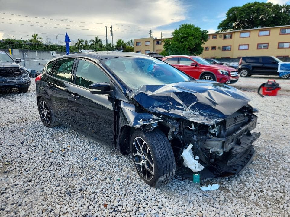 2018 FORD FOCUS SEL 4