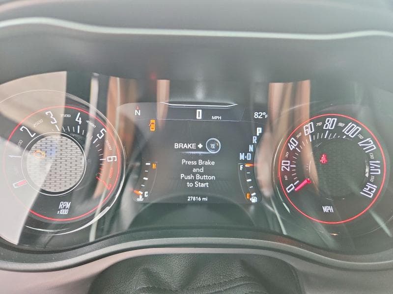 2023 DODGE CHALLENGER SXT 9