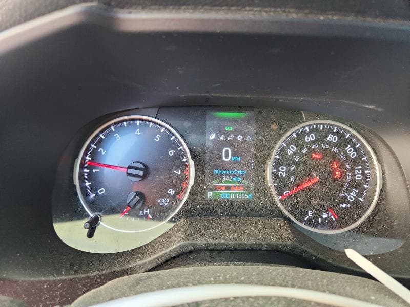 2020 TOYOTA RAV4 LE 9