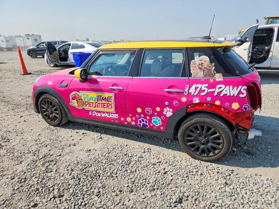 2023 MINI COOPER 2