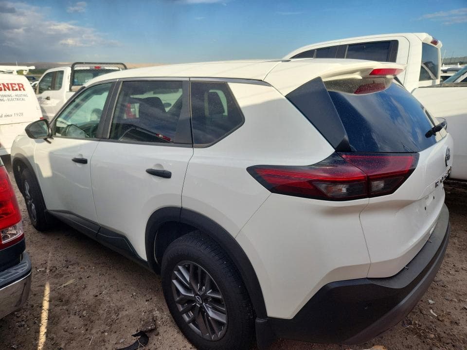2023 NISSAN ROGUE S 3