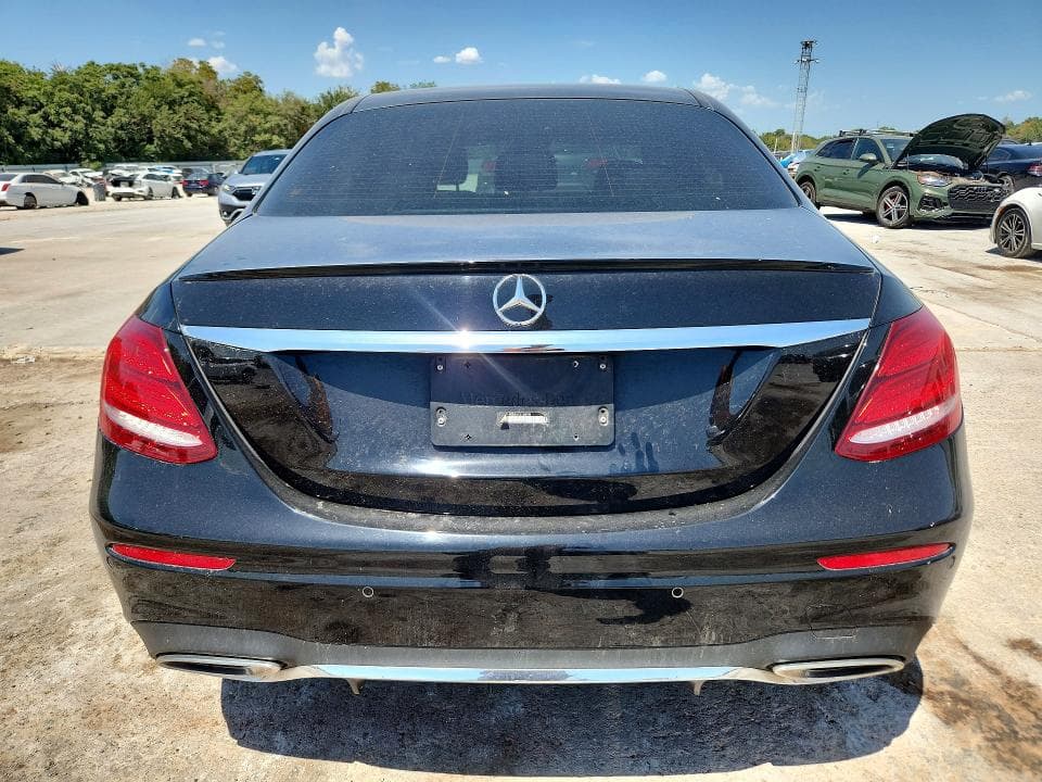 2018 MERCEDES-BENZ E 300 4MATIC 6