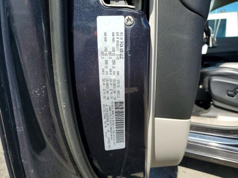 2019 CHRYSLER PACIFICA LIMITED 13