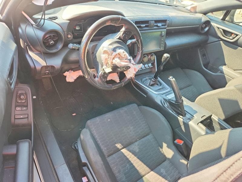 2023 TOYOTA GR86 BASE 8