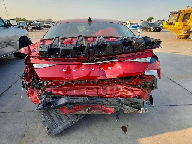 2024 HYUNDAI ELANTRA SEL 6