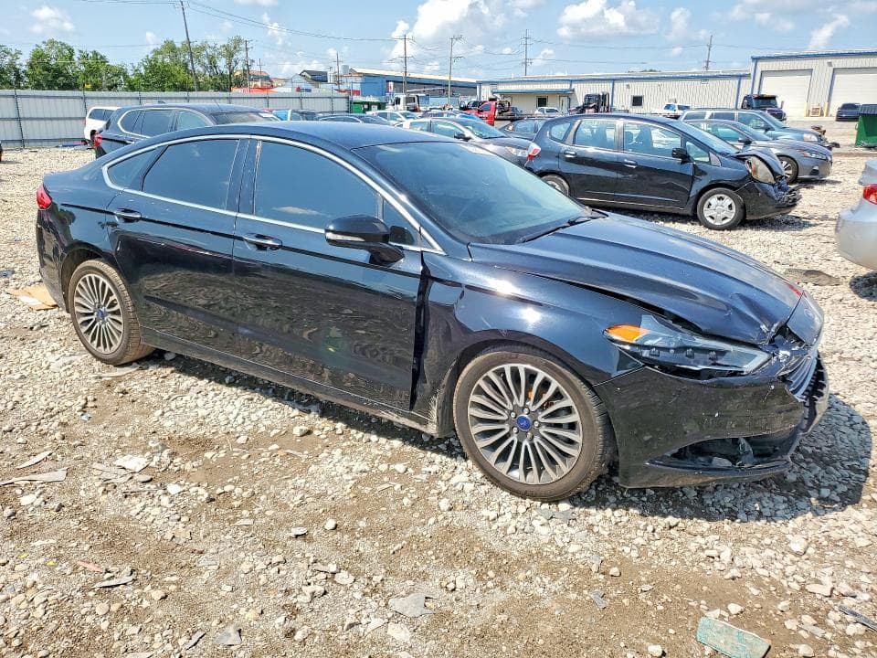 2017 FORD FUSION SE 4