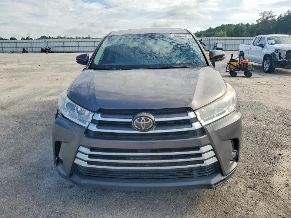 2017 TOYOTA HIGHLANDER LE PLUS 5