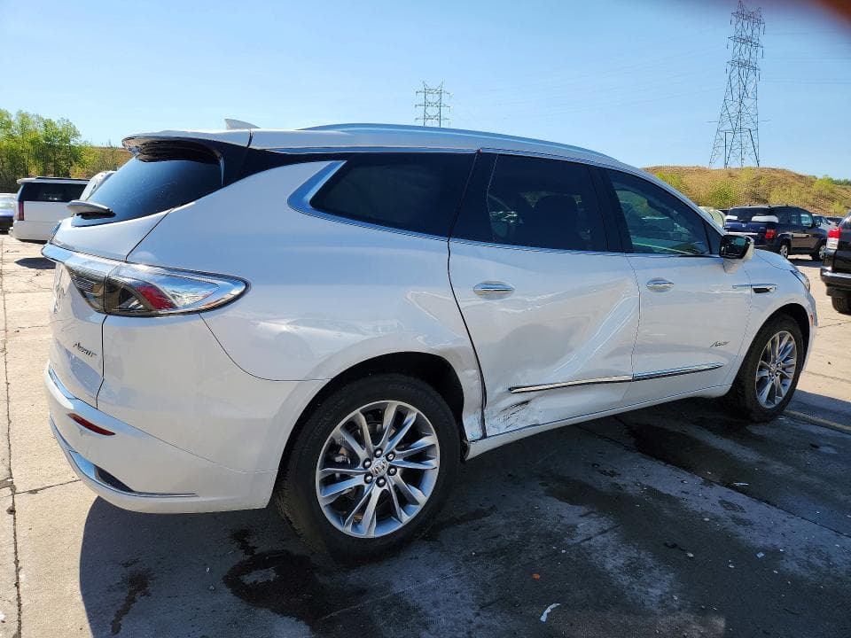 2023 BUICK ENCLAVE AVENIR 3