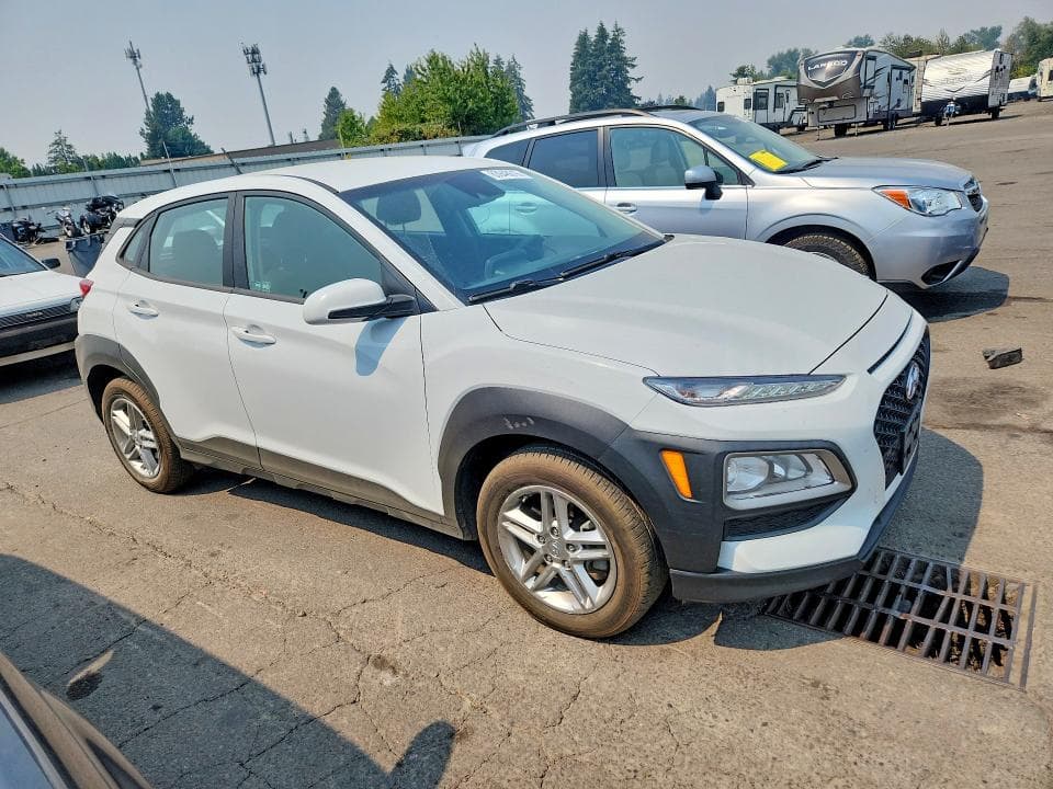 2021 HYUNDAI KONA SE 4