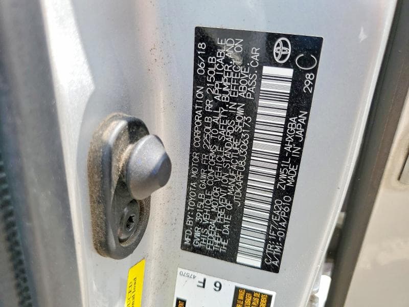 2018 TOYOTA PRIUS FOUR 12