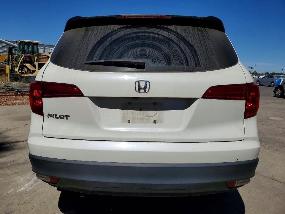 2017 HONDA PILOT LX 6