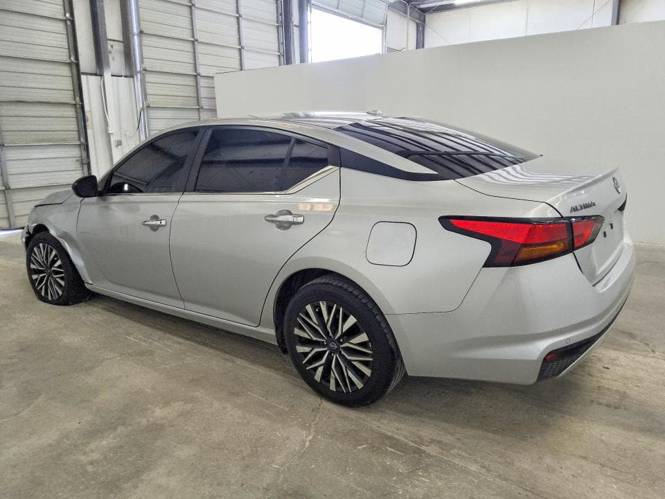 2024 NISSAN ALTIMA SV 2
