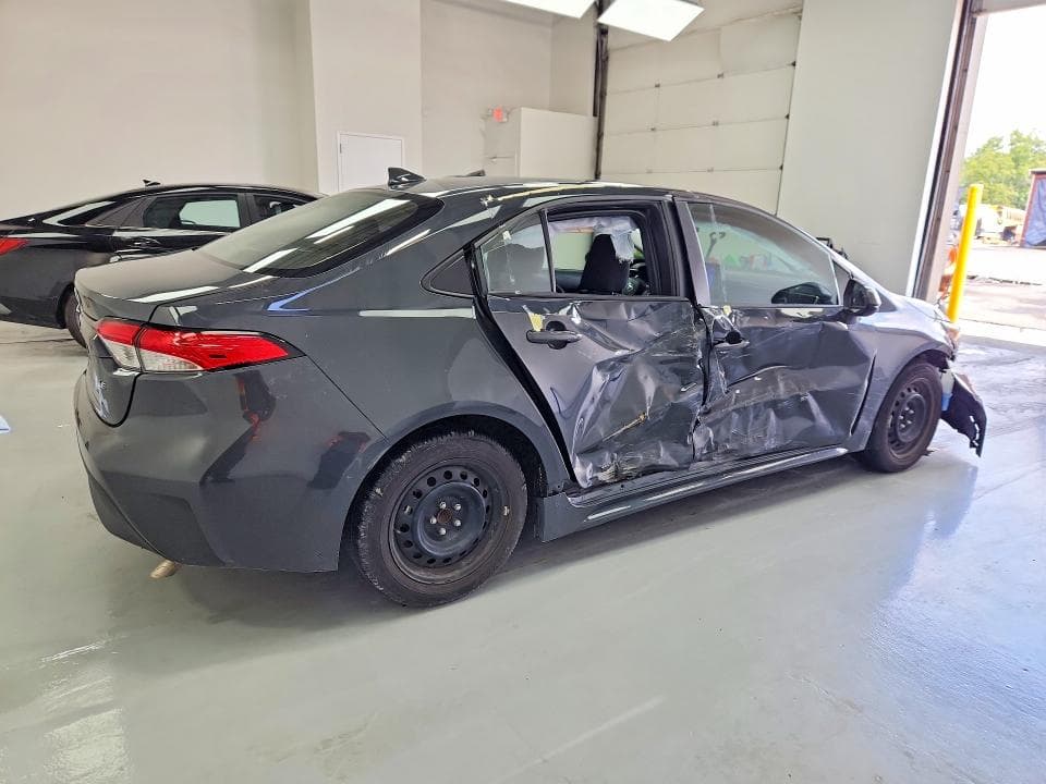 2024 TOYOTA COROLLA LE 3