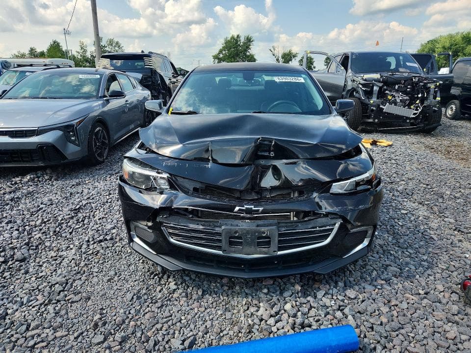 2017 CHEVROLET MALIBU LT 5