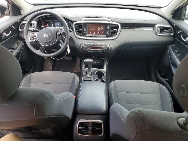 2019 KIA SORENTO LX V6 8