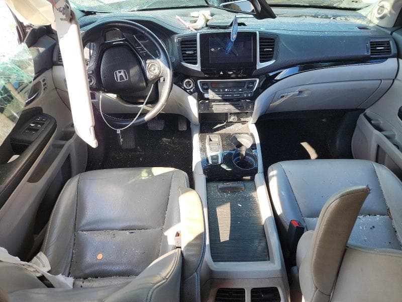 2017 HONDA PILOT TOURING 8
