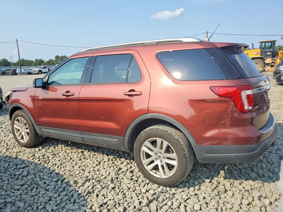 2018 FORD EXPLORER XLT 2