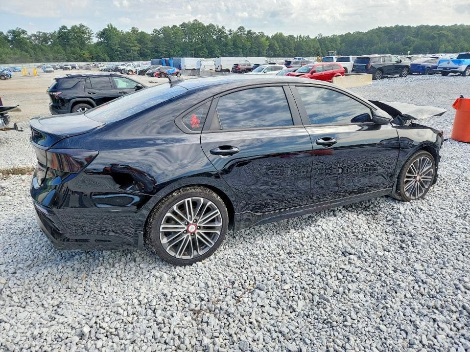 2021 KIA FORTE GT 3