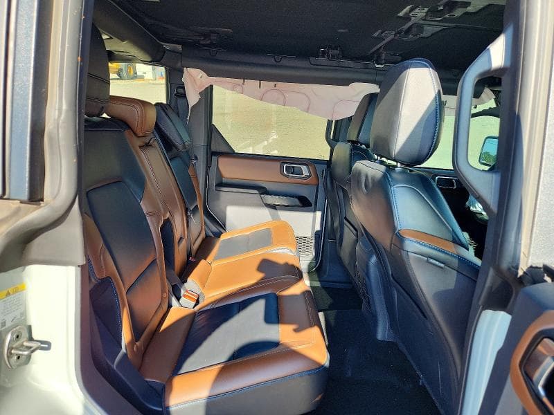 2024 FORD BRONCO OUTER BANKS 11