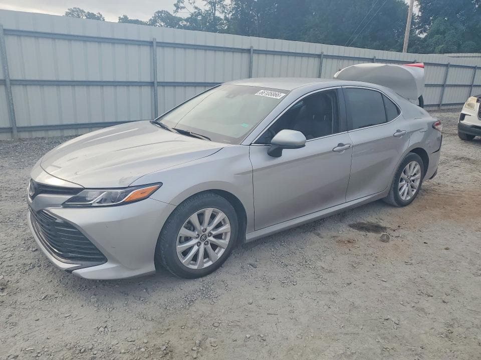 2018 TOYOTA CAMRY LE - 1