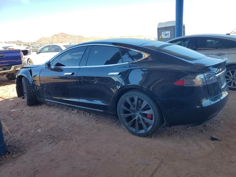 2020 TESLA MODEL S 2