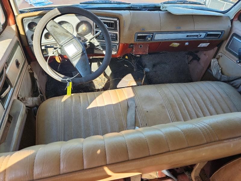 1978 CHEVROLET SUBRBAN 8