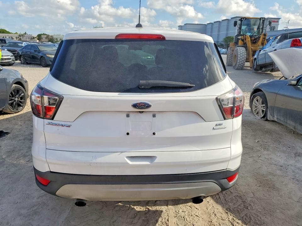 2017 FORD ESCAPE SE 6