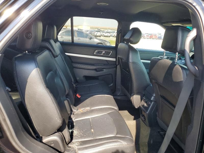 2017 FORD EXPLORER XLT 10