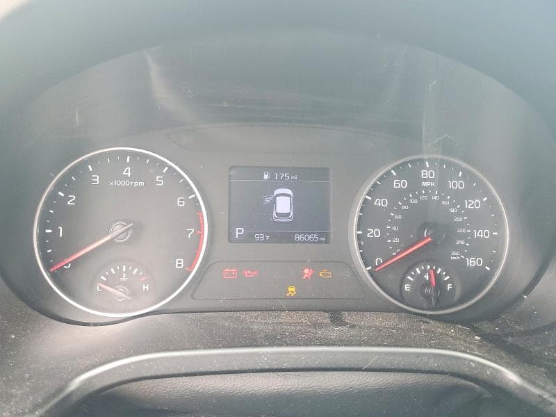 2021 KIA SELTOS S 9