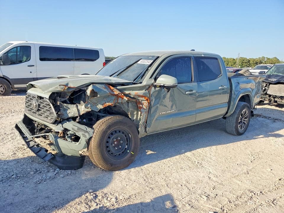 2023 TOYOTA TACOMA TRD SPORT - 1