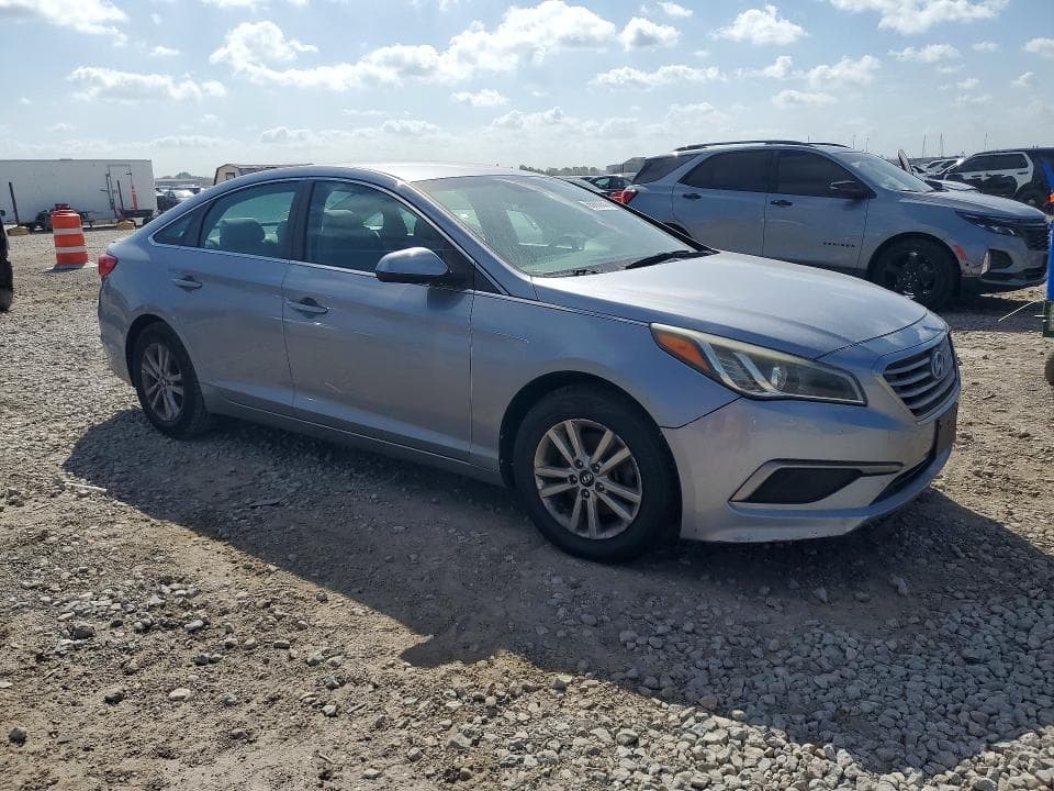 2017 HYUNDAI SONATA SE 4
