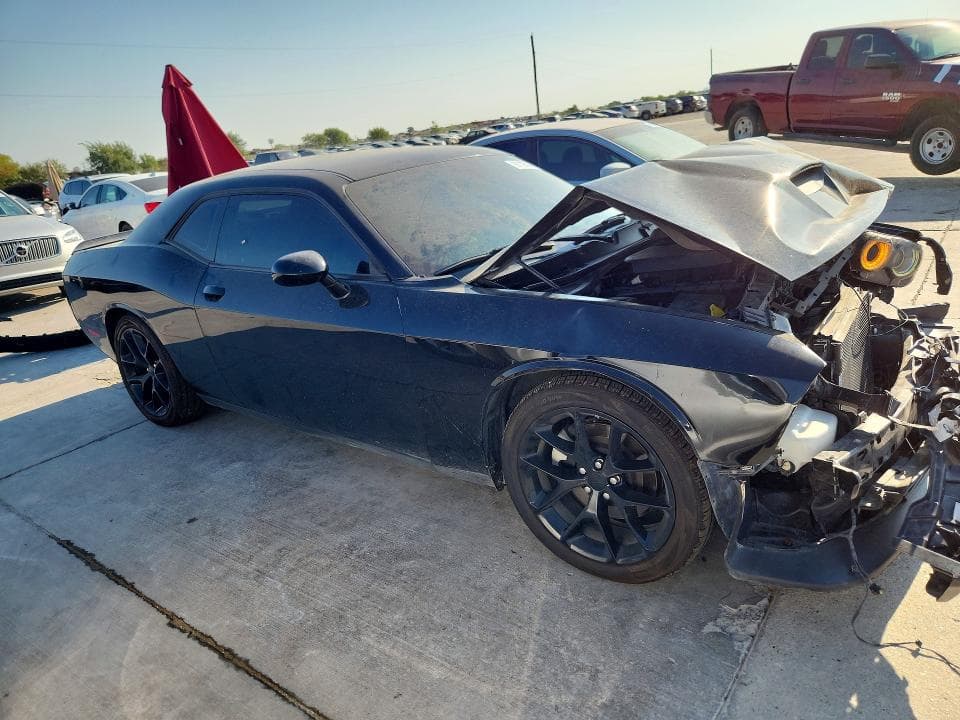 2022 DODGE CHALLENGER GT 4