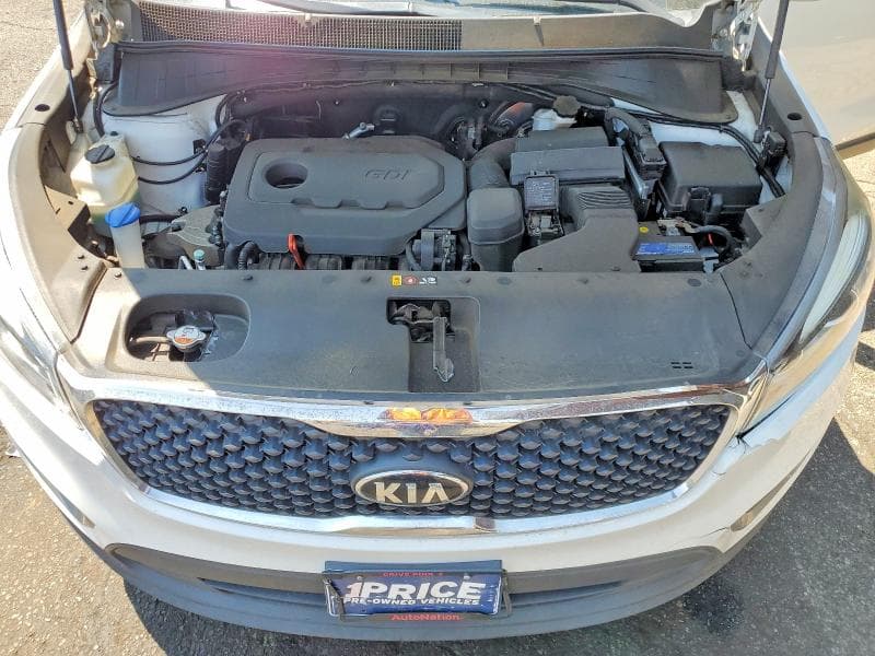 2017 KIA SORENTO LX 11