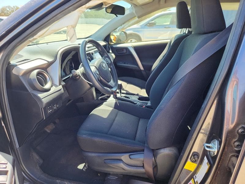 2017 TOYOTA RAV4 LE 7