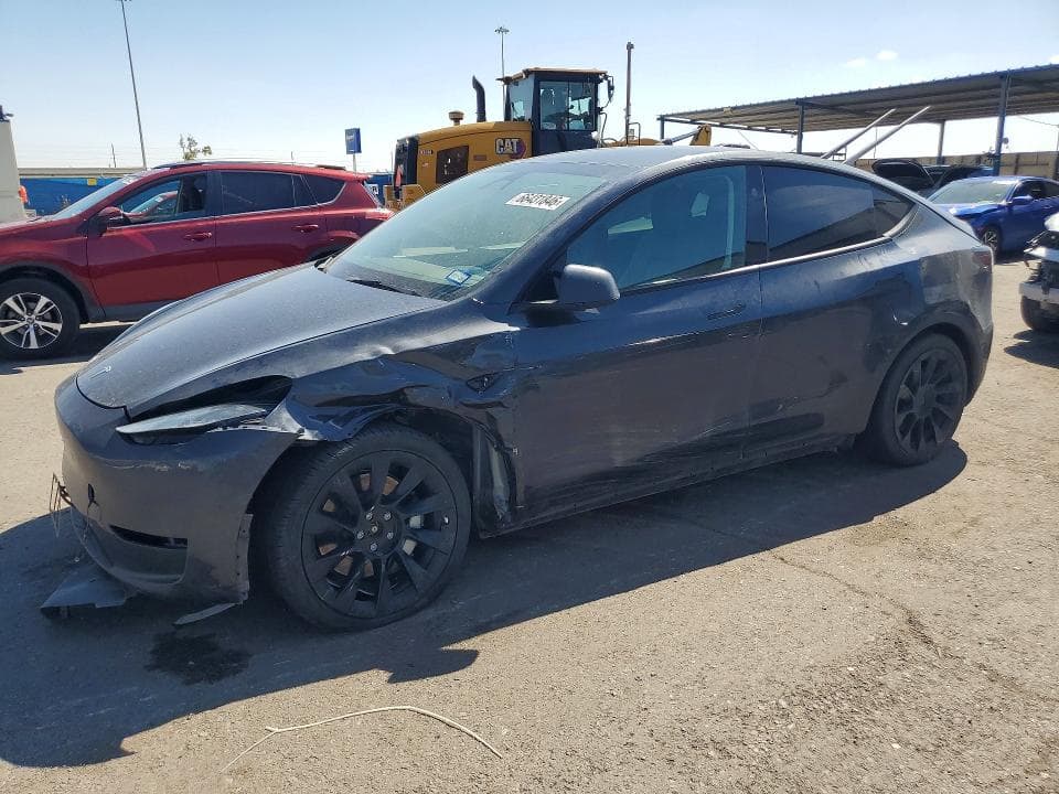 2024 TESLA MODEL Y